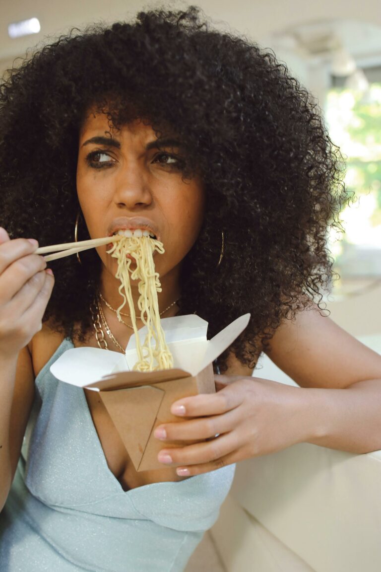 Je mange mes émotions : pourquoi et comment arrêter ?